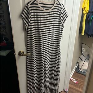 a new day Black and White Striped Short Sleeve Maxi Dress